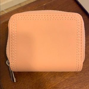 Universal Thread Wallet